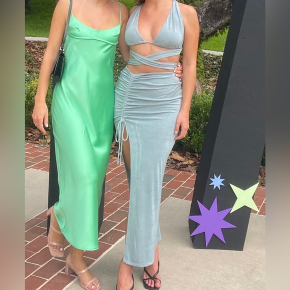 Beginning Boutique Light Blue Two Piece - Picture 1 of 3